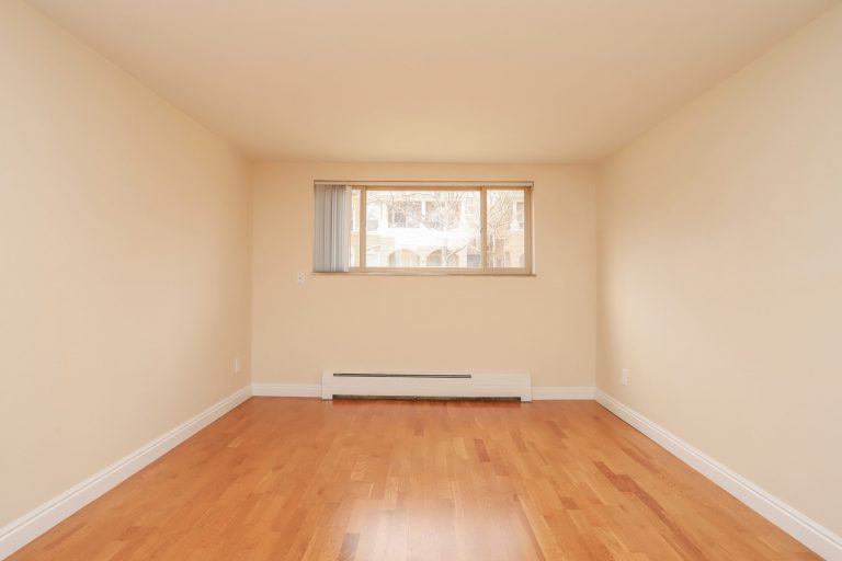 Toscana Cornerstone Apartments